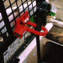 E-Series Skidsteer Lock | The Equipment Lock Company